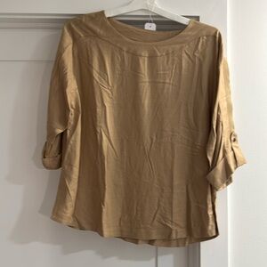 EUC Soft Surroundings Top